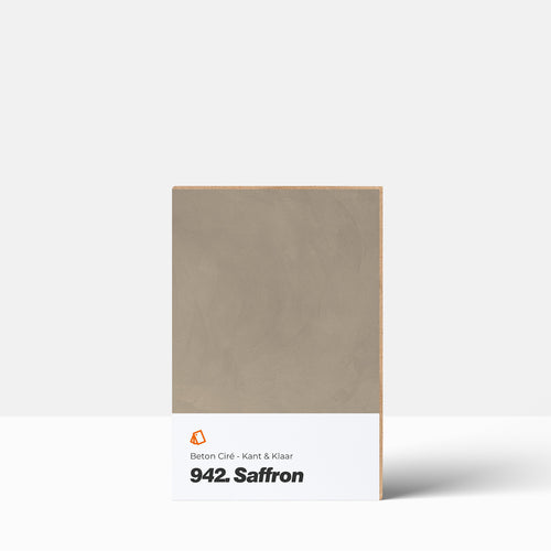 Beton Ciré kleurstaal | Kant & Klaar: 942. Saffron